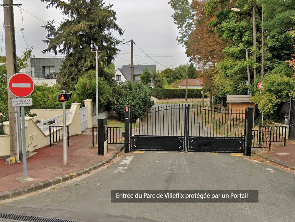 Portail entrée Parc de Villeflix